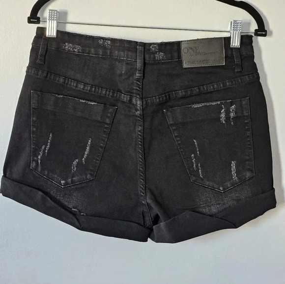 High‎ waisted harlets distressed black jean shorts by one teaspoon size 31 NWOT - Picture 2 of 6